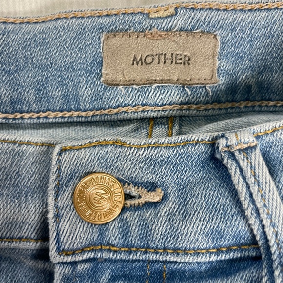 MOTHER Size 26 Light Wash Distressed Raw Hem Straight Leg Jeans - Picture 4 of 12